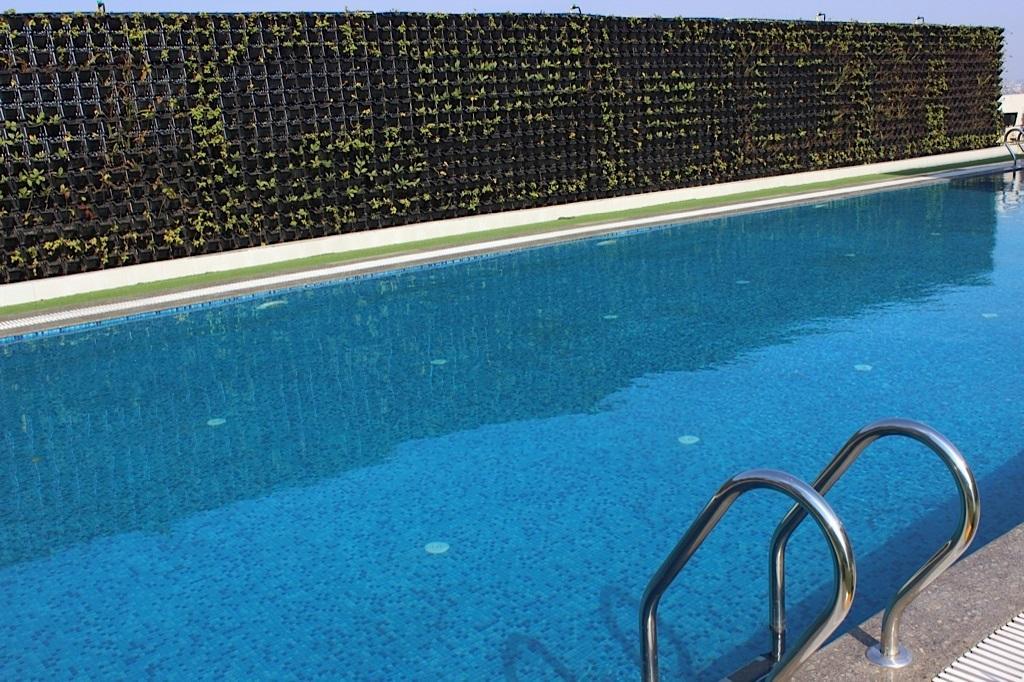 גאזיאבאד Xenious World Square Hotel מראה חיצוני תמונה